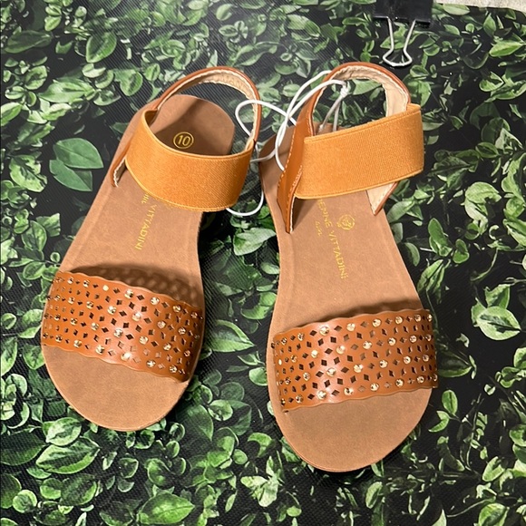 Adrienne Vittadini Tan Kids Sandals - Picture 1 of 6